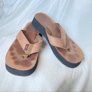 Platform rainbow flip flops womans 9
